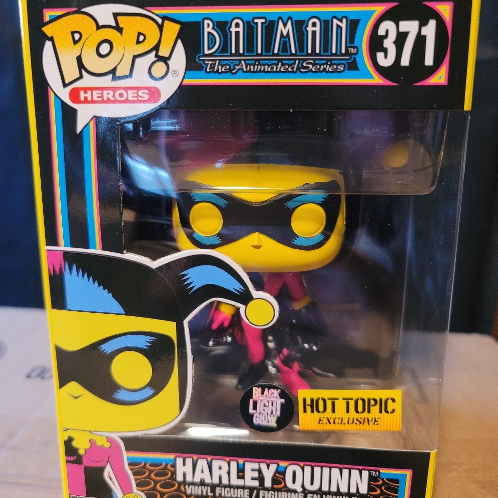 Harley Quinn Blacklight Funko Pop HT Exclusive